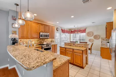 8221 Fern Bluff Avenue, Round Rock, TX 78681 - Photo 9