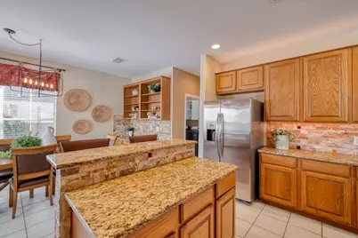 8221 Fern Bluff Avenue, Round Rock, TX 78681 - Photo 11