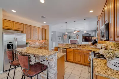 8221 Fern Bluff Avenue, Round Rock, TX 78681 - Photo 11