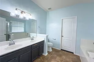 310 Bubbling Brook Dr, Hutto, TX 78634 - Photo 15