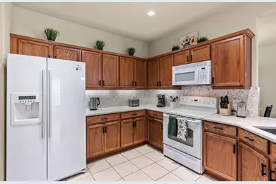 122 Portsmouth Drive, Georgetown, TX 78633 - Photo 7