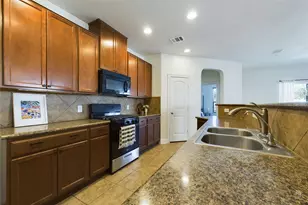 12013 Oaklynn Ct, Manor, TX 78653 - Photo 13
