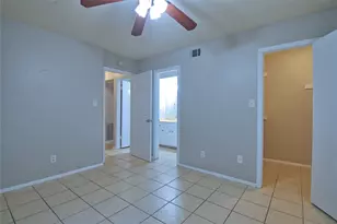 1707 Onion Creek Village Dr, Round Rock, TX 78664 - Photo 11