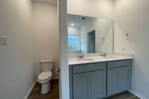 433 Sebring Cir, Hutto, TX 78634 - Photo 17