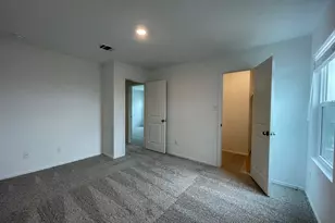 433 Sebring Cir, Hutto, TX 78634 - Photo 19