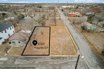 1002 Fourth Street, Lockhart, TX 78644 - Photo 1