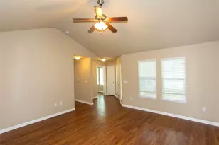 18405 Tallgrass Prairie Dr, Pflugerville, TX 78660 - Photo 13