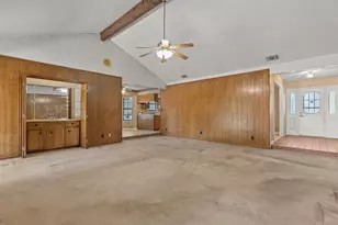 12409 Lowden Ln, Manchaca, TX 78652 - Photo 15