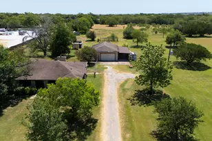 12409 Lowden Ln, Manchaca, TX 78652 - Photo 11