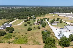12409 Lowden Ln, Manchaca, TX 78652 - Photo 7