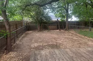 6907 Woodhue Dr, Austin, TX 78745 - Photo 29