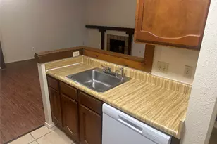 6907 Woodhue Dr, Austin, TX 78745 - Photo 13