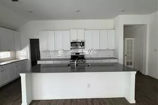 8920 Luciano Rdg, Seguin, TX 78155 - Photo 5