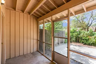 2205 Lanier Dr, Austin, TX 78757 - Photo 13