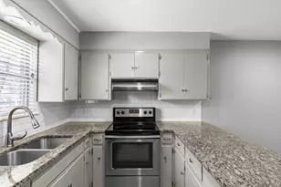 2205 Lanier Dr, Austin, TX 78757 - Photo 5