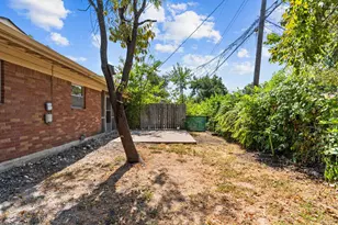 2205 Lanier Dr, Austin, TX 78757 - Photo 15
