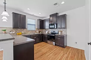 11505 Kirkland Hill Path, Austin, TX 78754 - Photo 9