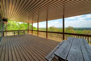 198 Rolling Oak Dr, Elgin, TX 78621 - Photo 11