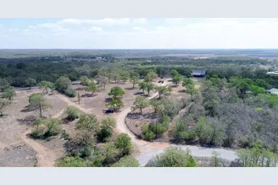 198 Rolling Oak Drive, Elgin, TX 78621 - Photo 33