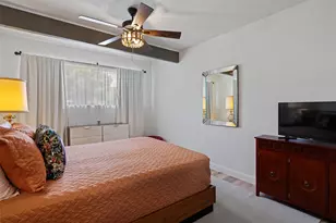 3005 Leaning Oak Cir, Austin, TX 78704 - Photo 19