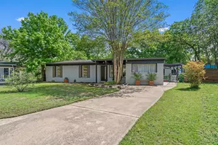 3005 Leaning Oak Cir, Austin, TX 78704 - Photo 5