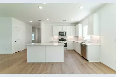 337 Yosemite Drive, Kyle, TX 78640 - Photo 5