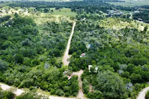 1998 Upper Elgin River Rd, Elgin, TX 78621 - Photo 23