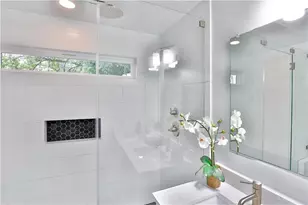 5204 Ledesma Rd, Austin, TX 78721 - Photo 19