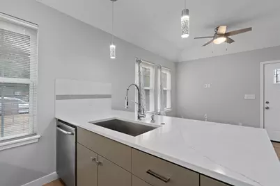 10004 1/2 Gail Road, Austin, TX 78748 - Photo 9