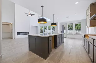8020 Sarcelle Dr, Austin, TX 78738 - Photo 9