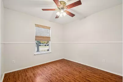 100 Kendall Cove, Elgin, TX 78621 - Photo 17