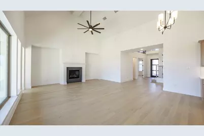 138 Oswalt Way, Liberty Hill, TX 78642 - Photo 5