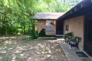 2403 Sherwood Ln, Austin, TX 78704 - Photo 17