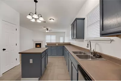 136 Shenandoah Trail, Elgin, TX 78621 - Photo 7