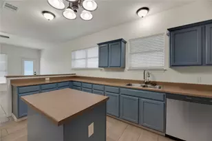 136 Shenandoah Trail, Elgin, TX 78621 - Photo 9