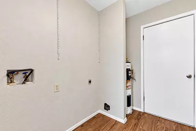 8808 Pineridge Drive #B, Austin, TX 78729 - Photo 15