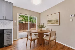 8808 Pineridge Dr, Austin, TX 78729 - Photo 9