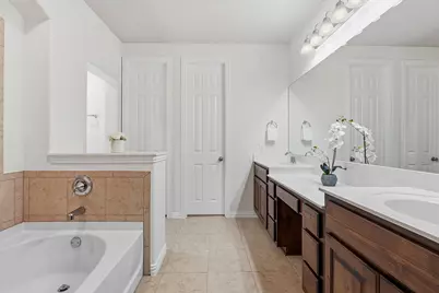 13728 Mesa Verde Drive, Austin, TX 78737 - Photo 15