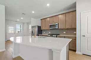 104 Woodrow Ln, Liberty Hill, TX 78642 - Photo 11