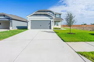 144 Wirepass Crest, Jarrell, TX 76537 - Photo 1