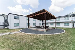1200 E 52nd St, Austin, TX 78723 - Photo 3