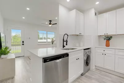 1200 E 52nd Street #204, Austin, TX 78723 - Photo 5