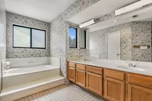 5308 Meadow Crest, Austin, TX 78744 - Photo 13