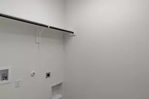 208 High Vly Dr, Liberty Hill, TX 78642 - Photo 19