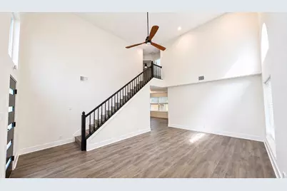 4602 Everest Lane, Austin, TX 78727 - Photo 5