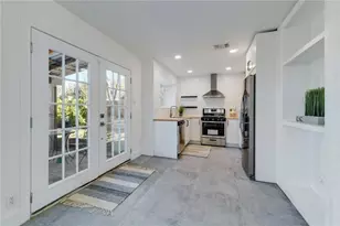 4602 Everest Ln, Austin, TX 78727 - Photo 9
