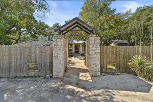 1005 4th St, Blanco, TX 78606 - Photo 7