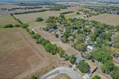 1508 Pendergrass Street, Lockhart, TX 78644 - Photo 5