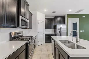 5202 Dimesky Ln, Austin, TX 78723 - Photo 9
