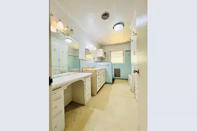 1307 W Main Street, Cameron, TX 76520 - Photo 15